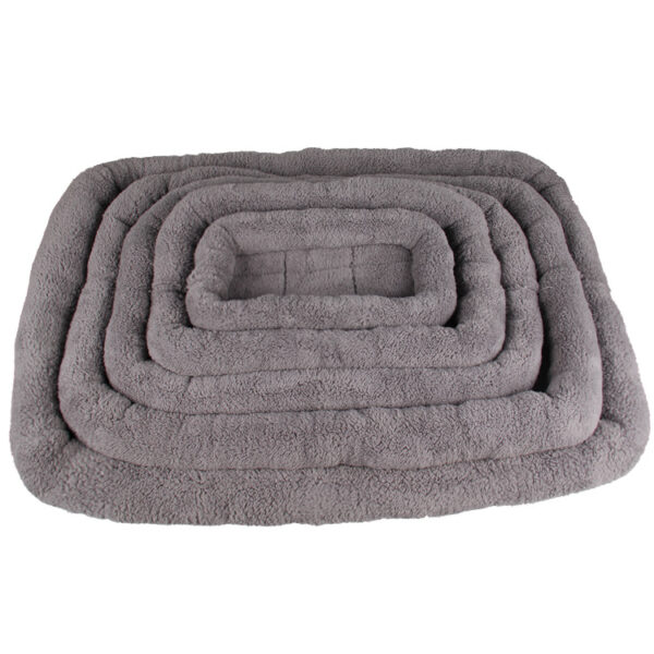 Cat Step On Milk Dog Mat Pet Nest Car Anti-scratch Sofa Cushion Large, Medium And Small Size