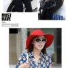 Elegant UV400 sunglasses with gradient lenses
