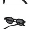 Lightweight full frame fashion sunglasses in black